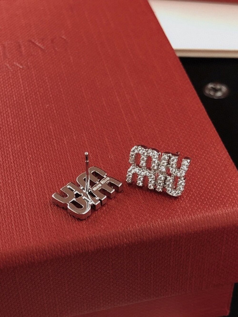 Miu Miu Mini Diamond Stud Earrings - Picture 9 of 9